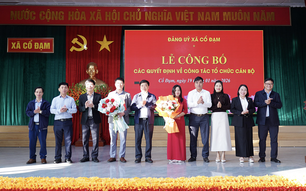 Đảng ủy xã Cổ Đạm tổ chức công bố các quyết định về công tác cán bộ