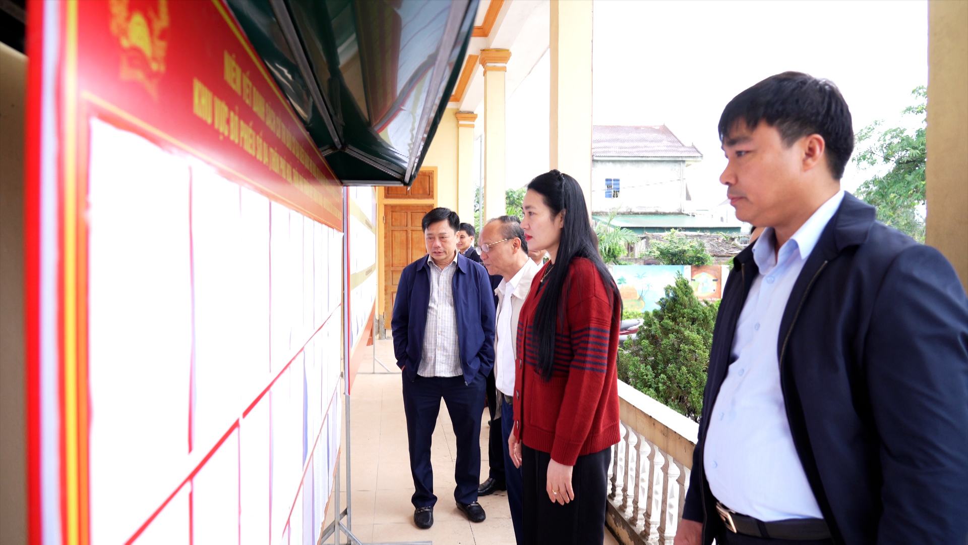 Sequence 01.00_02_42_11.Still006.jpg