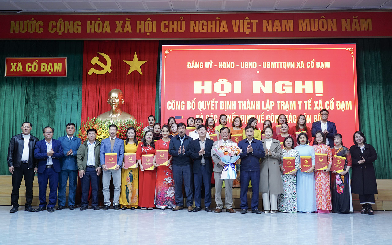 Công bố quyết định thành lập Trạm Y tế xã Cổ Đạm