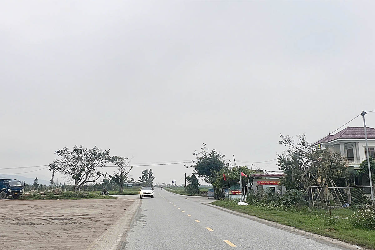 Đầu tư 3 tỷ đồng lắp đặt đèn tín hiệu giao thông tại xã Cổ Đạm