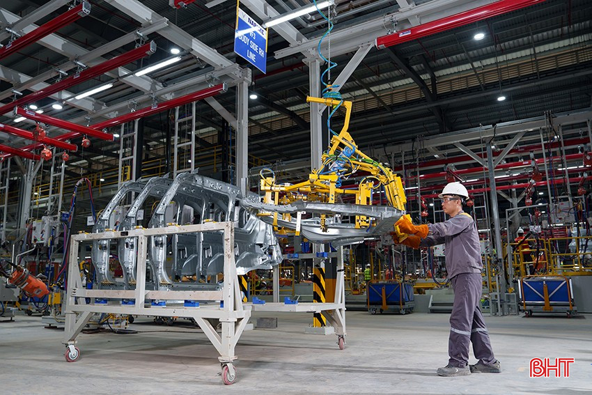 Công ty Cổ phần Sản xuất và Kinh doanh VinFast Hà Tĩnh tuyển dụng 3.000 lao động