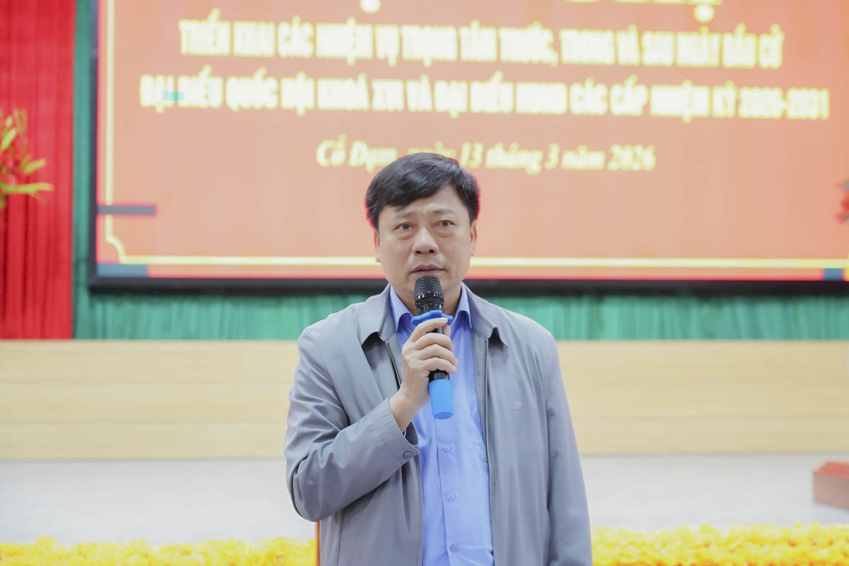 Ủy ban bầu cử xã Cổ Đạm soát xét các nội dung trước ngày bầu cử