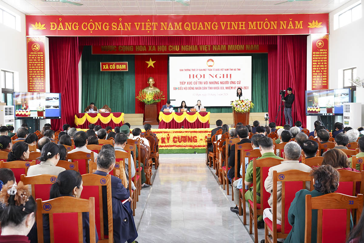 Ứng cử viên đại biểu HĐND tỉnh khóa XIX tiếp xúc cử tri tại xã Cổ Đạm