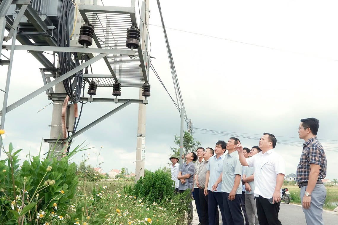  Khảo sát thực trạng quản lý, vận hành, kinh doanh bán lẻ điện tại Hợp tác xã Dịch vụ điện Xuân Liên