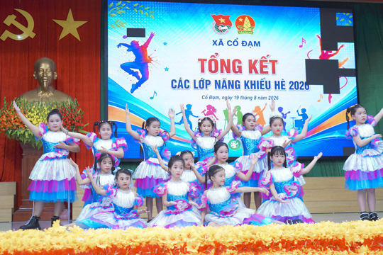 Thiếu nhi Cổ Đạm tự tin tỏa sáng từ các lớp năng khiếu hè