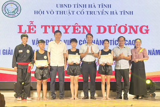 Ra mắt Câu lạc bộ Võ thuật cổ truyền Cổ Đạm