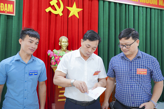 Cổ Đạm tổ chức tuyển dụng viên chức vị trí Khuyến nông viên