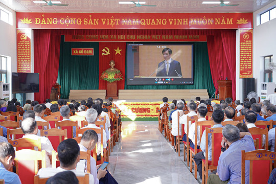 Cán bộ, đảng viên Cổ Đạm tham gia nghiên cứu, học tập, quán triệt và triển khai thực hiện Nghị quyết Hội nghị lần thứ 4 Ban Chấp hành Trung ương 