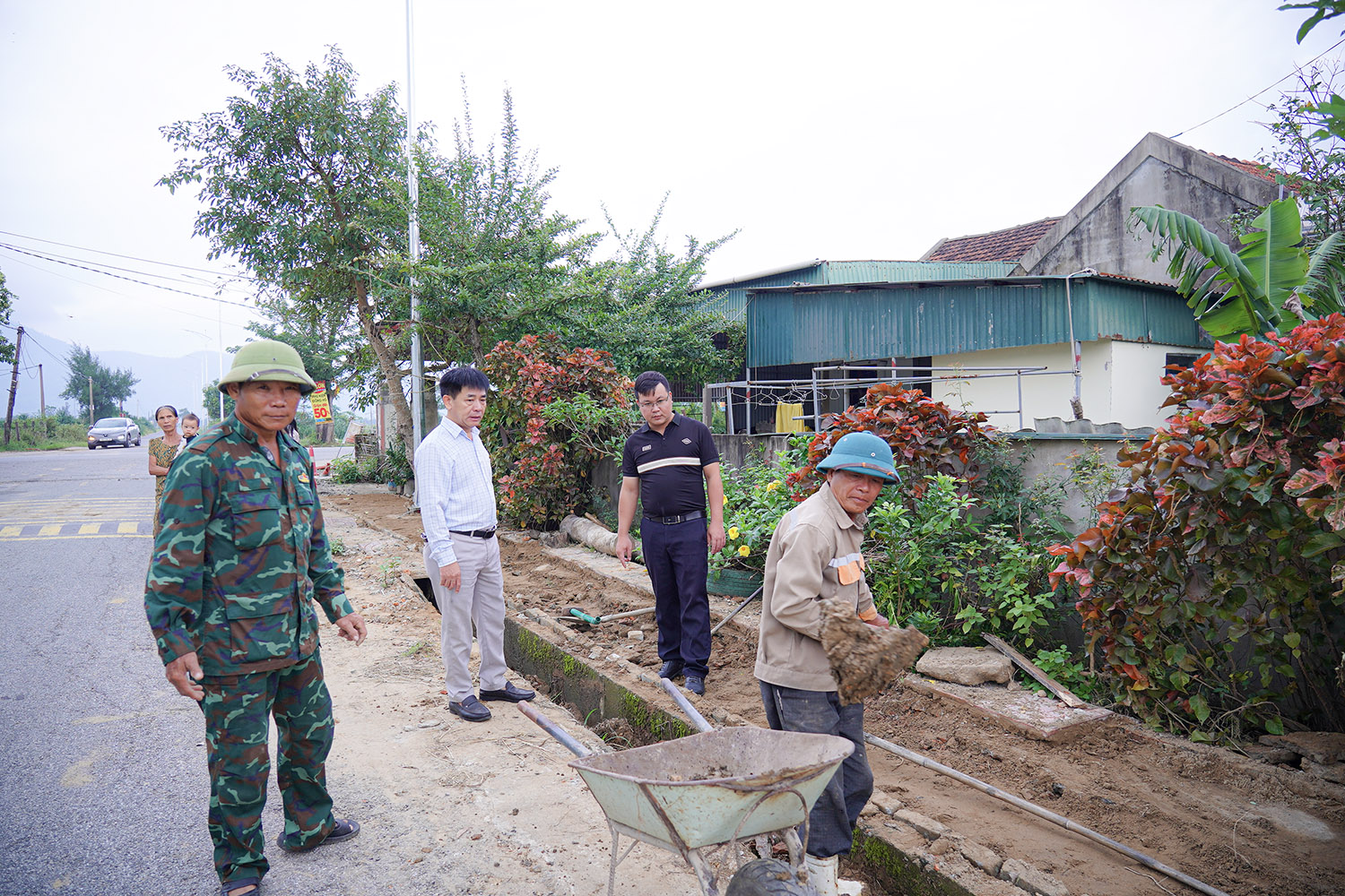 HĐND xã Cổ Đạm giám sát, khảo sát việc thực hiện các nghị quyết về đầu tư công