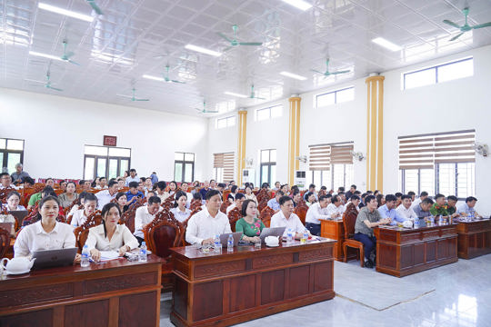 Cán bộ, đảng viên Cổ Đạm tham gia học tập, quán triệt, triển khai thực hiện các nghị quyết, chỉ thị, kết luận, quy định của Trung ương, của tỉnh