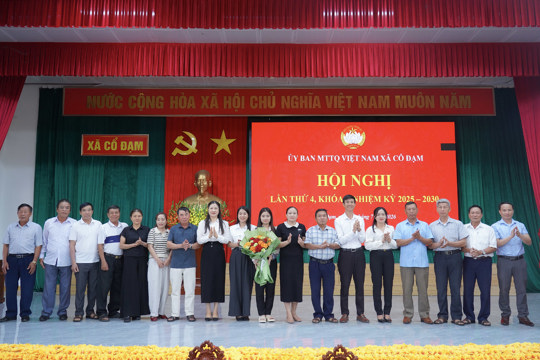 Ủy ban MTTQ xã Cổ Đạm hiệp thương bầu bổ sung 17 ủy viên mới