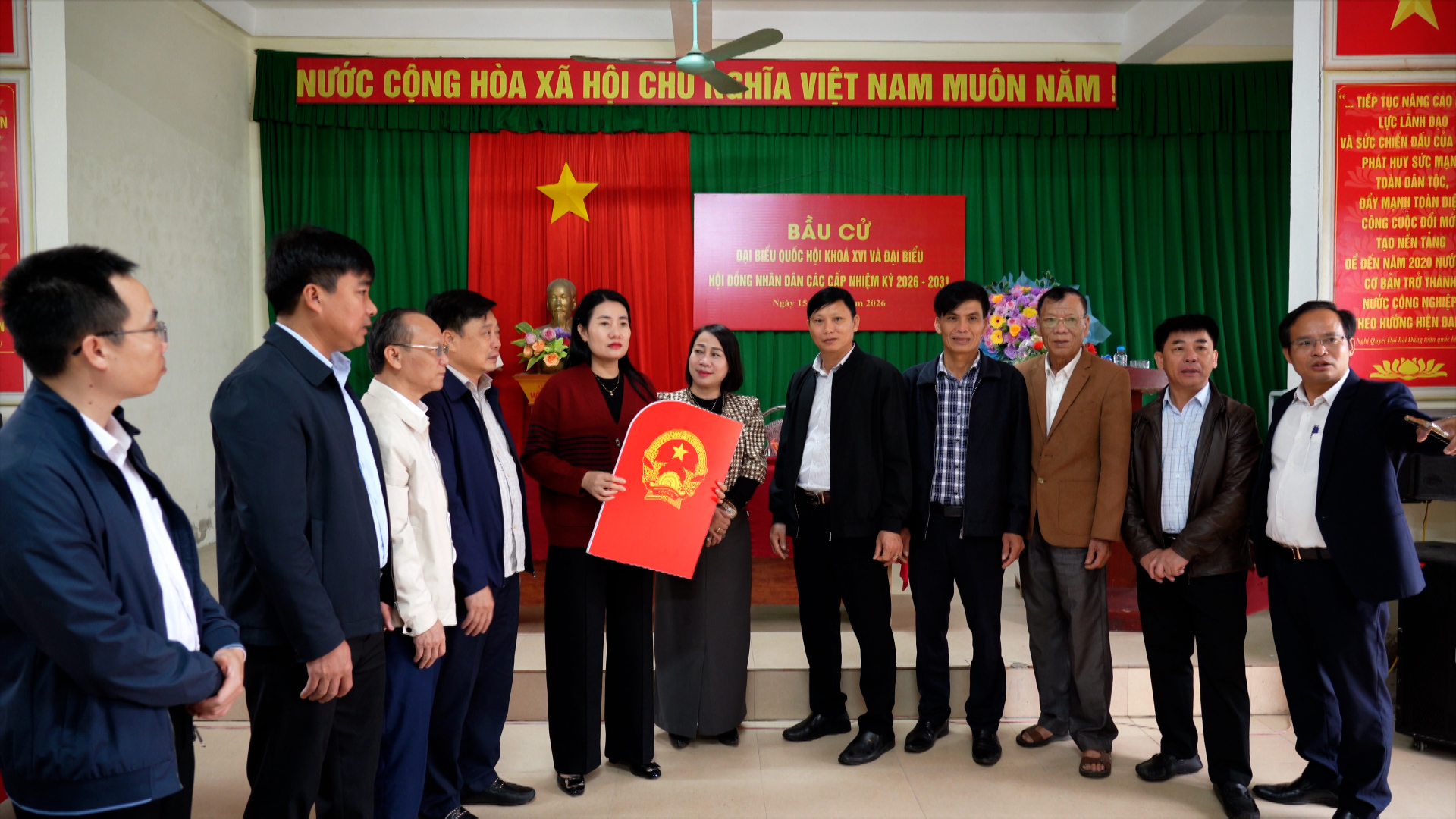 Phó Chủ tịch HĐND tỉnh kiểm tra công tác bầu cử tại xã Cổ Đạm 