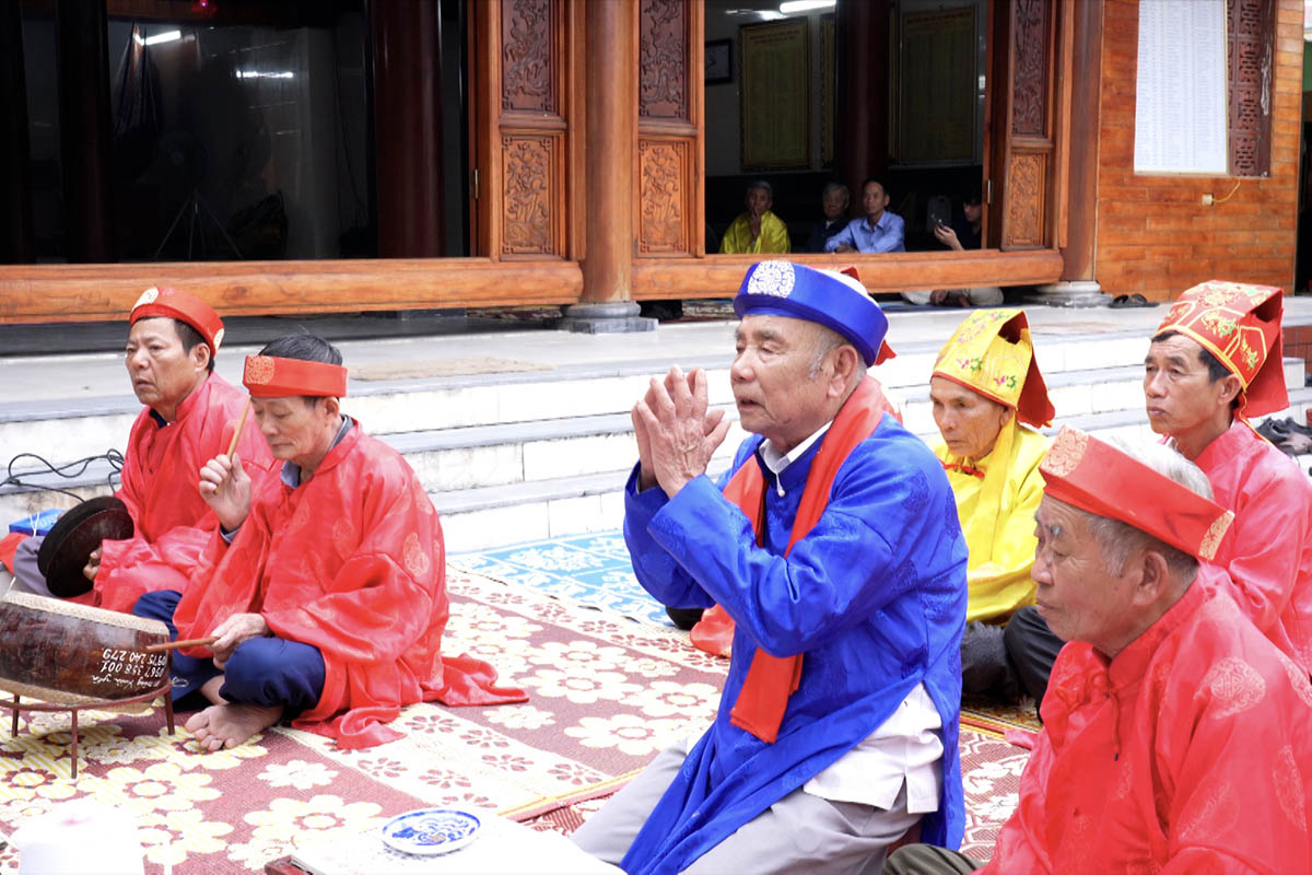 Trang nghiêm Lễ hội cầu ngư làng Cam Lâm 