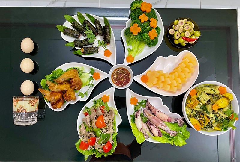 Tích cực hưởng ứng cuộc thi viết về “Bữa cơm gia đình ấm áp yêu thương” 