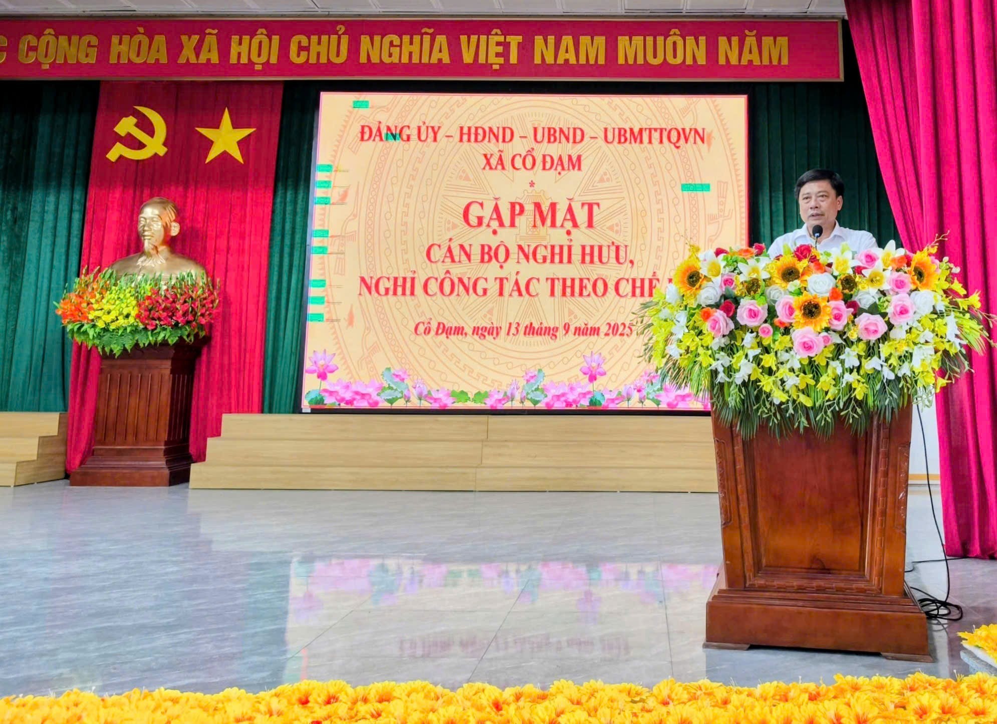 xã Cổ Đạm tổ chức gặp mặt, chia tay cán bộ nghỉ hưu, nghỉ công tác theo chế độ